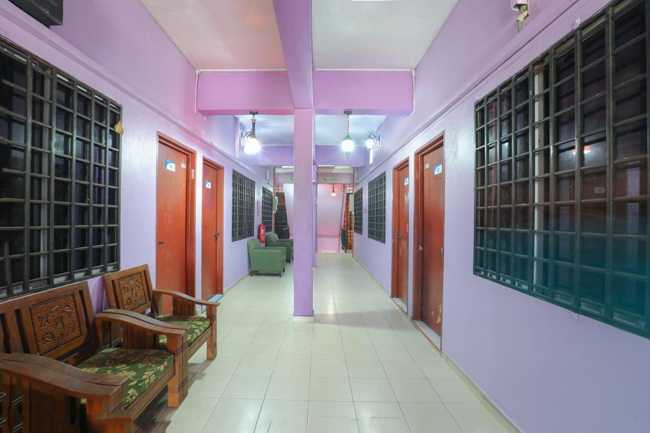 Oyo 89892 Hotel Jeli Inn מראה חיצוני תמונה