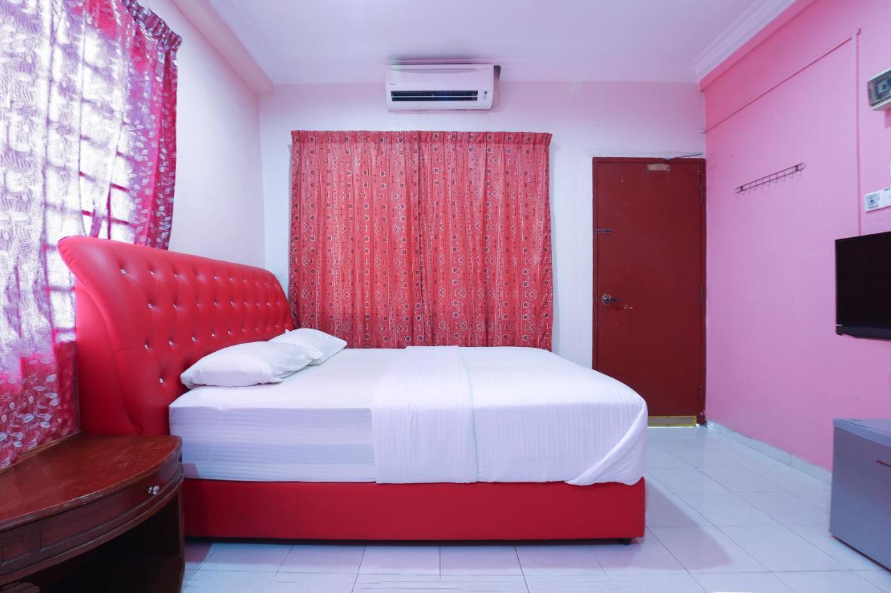 Oyo 89892 Hotel Jeli Inn מראה חיצוני תמונה