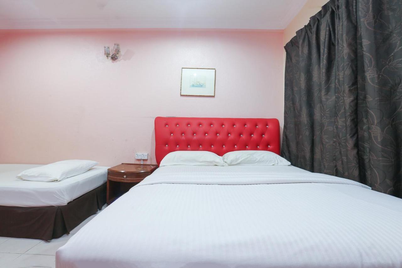 Oyo 89892 Hotel Jeli Inn מראה חיצוני תמונה