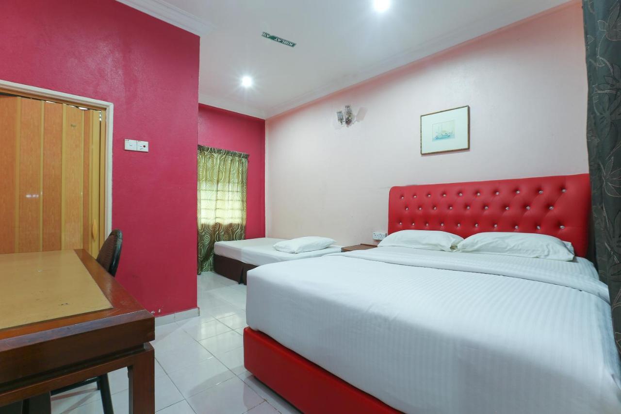 Oyo 89892 Hotel Jeli Inn מראה חיצוני תמונה